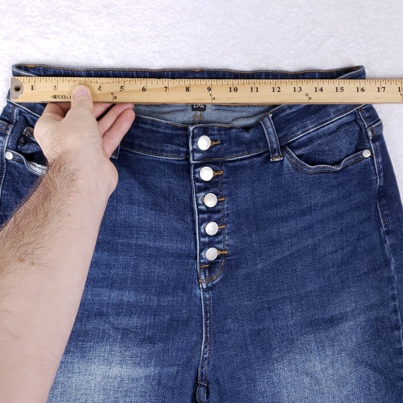 Judy Blue Button Fly Bermuda Denim Shorts 2XL Blue Stretch High Rise - Picture 2 of 9